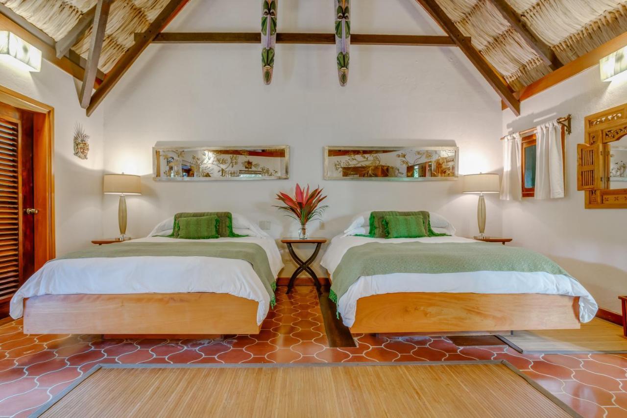The Lodge At Chaacreek San Ignacio Bagian luar foto